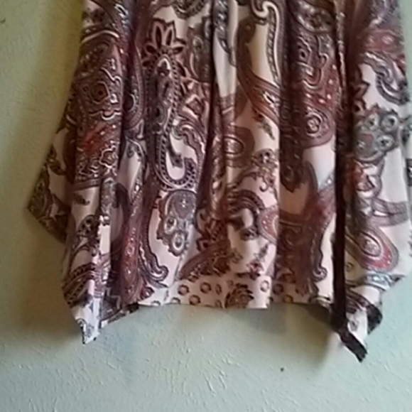 Final Price EST. 1946 Skirt - Picture 2 of 4